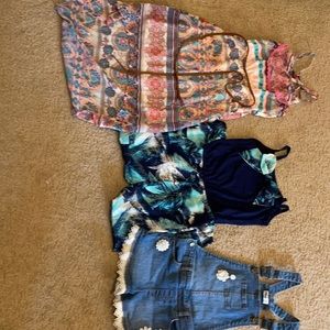 Girls size 5-6 clothes.